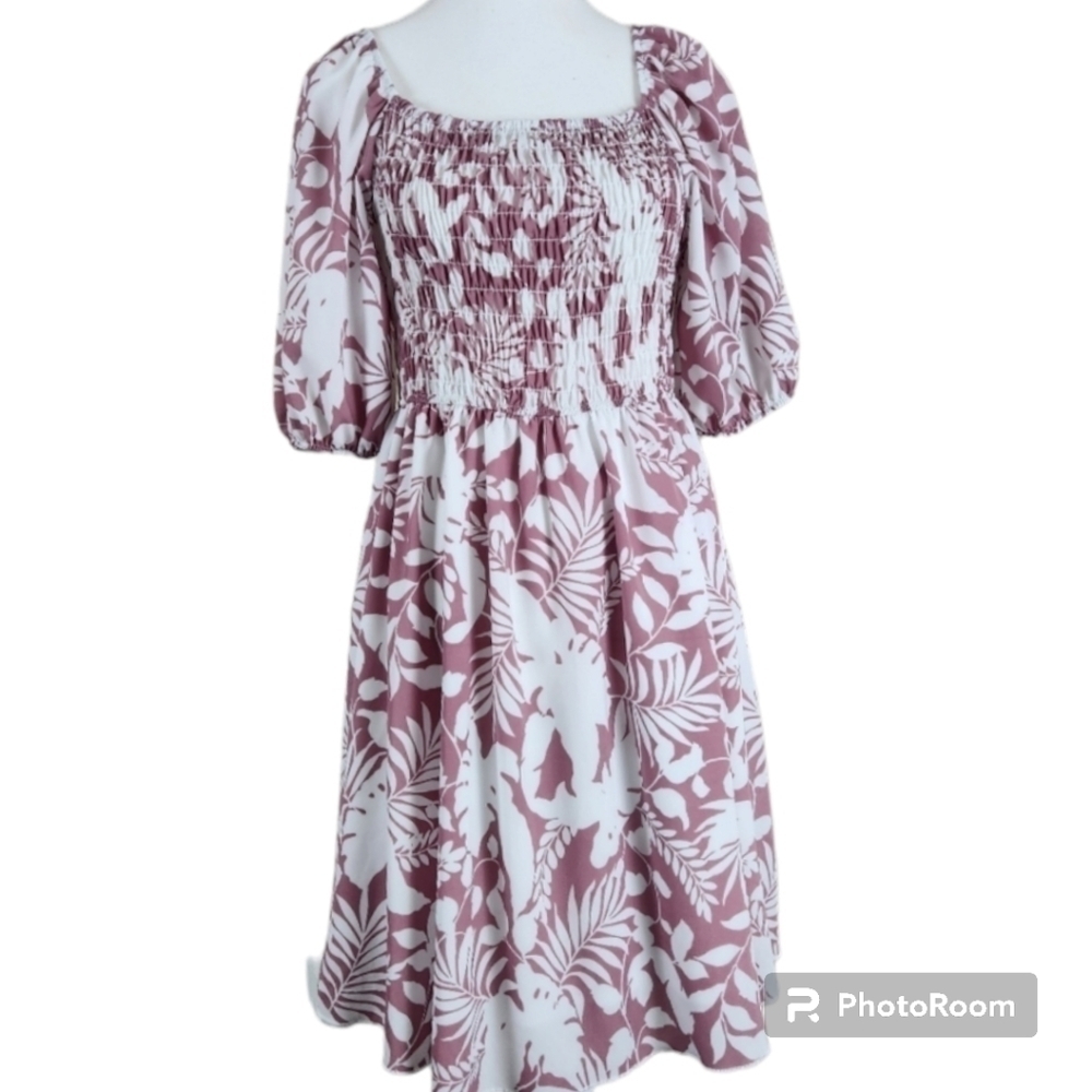PS loves women shorts sleeves. Floral Dress size M